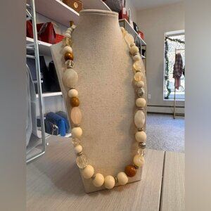 Elegant Beaded Necklace in Cream and Brown